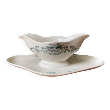 Old iron clay sauceboat