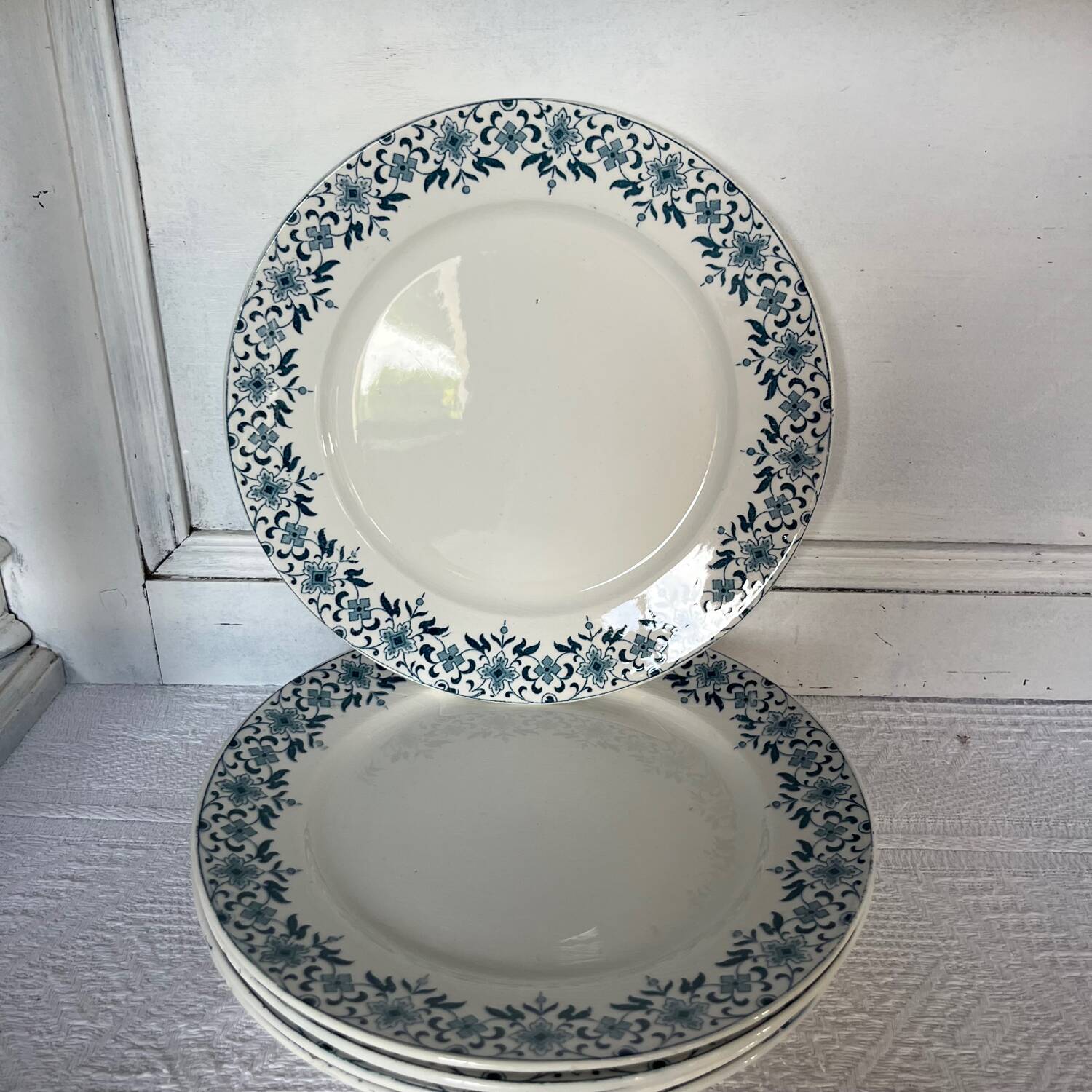 Sarreguemines Digoin dessert plates