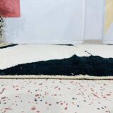Handmade Beni Ourain Rug: Black & White Moroccan Wool Carpet 150/250cm