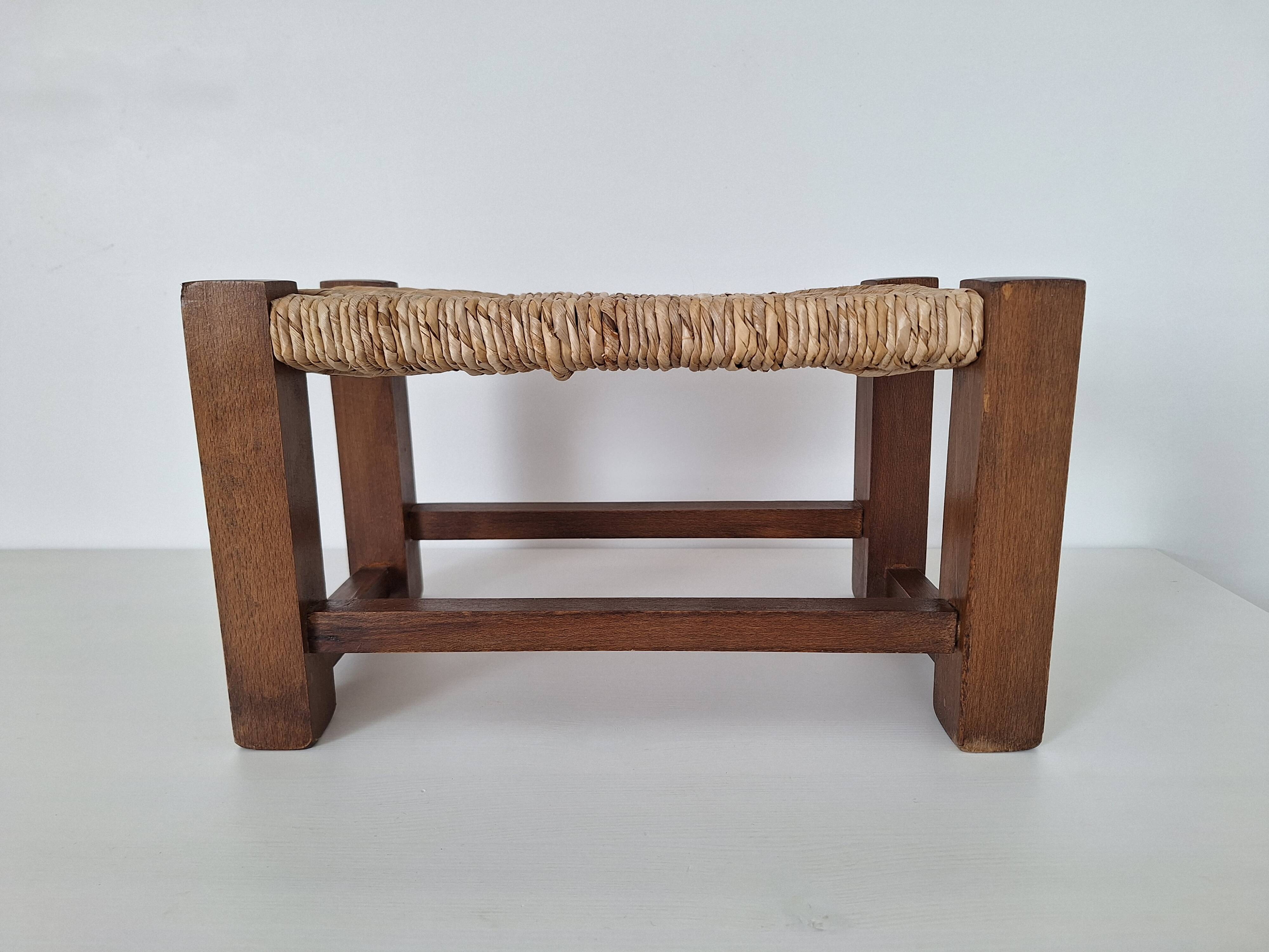 Marche pied / Tabouret en bois et paille