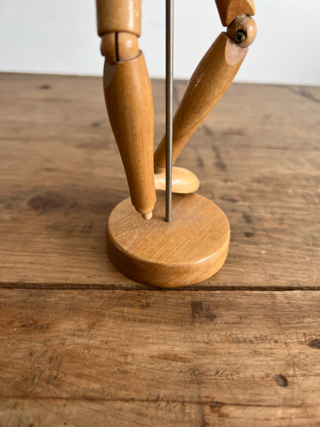 Mannequin articulé en bois vintage