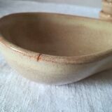 Service's lawyer or aperitif in sandstone