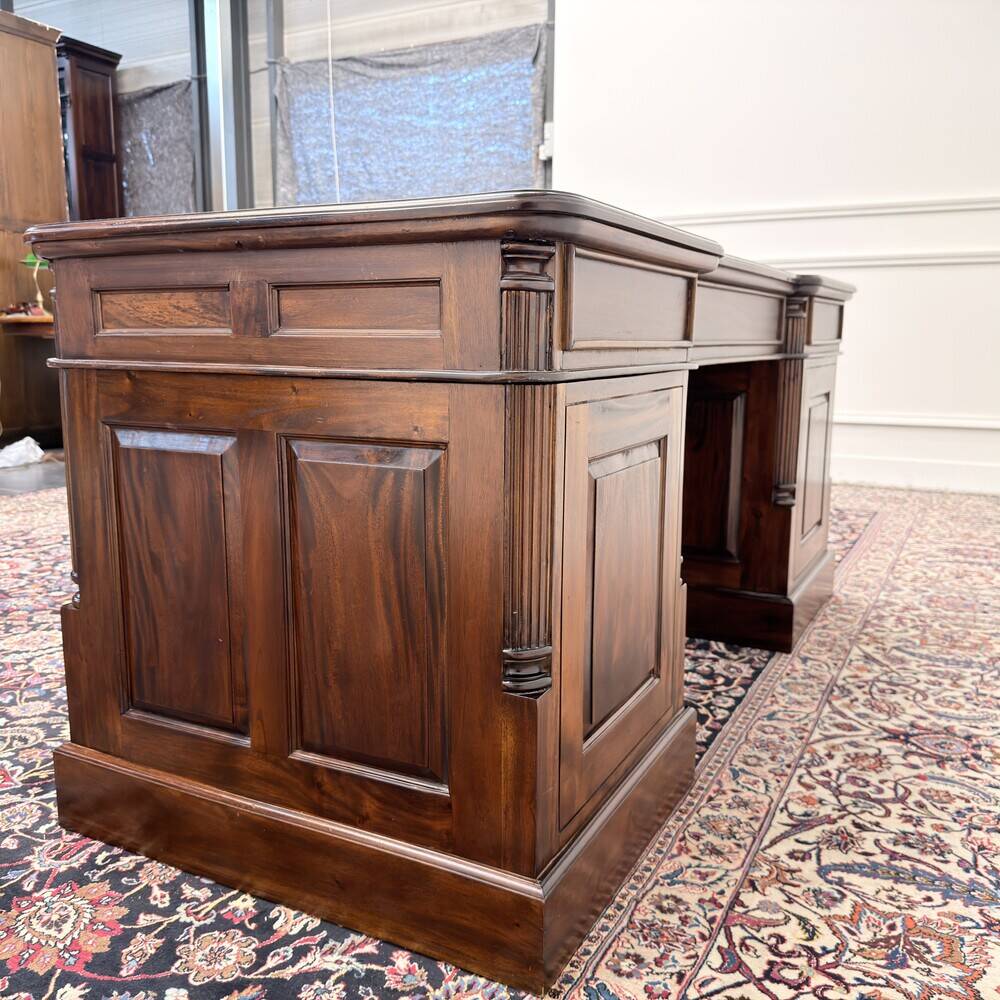 Classic English Desk with Black Leather