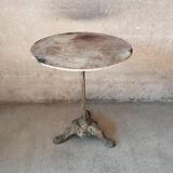 Garden pedestal table
