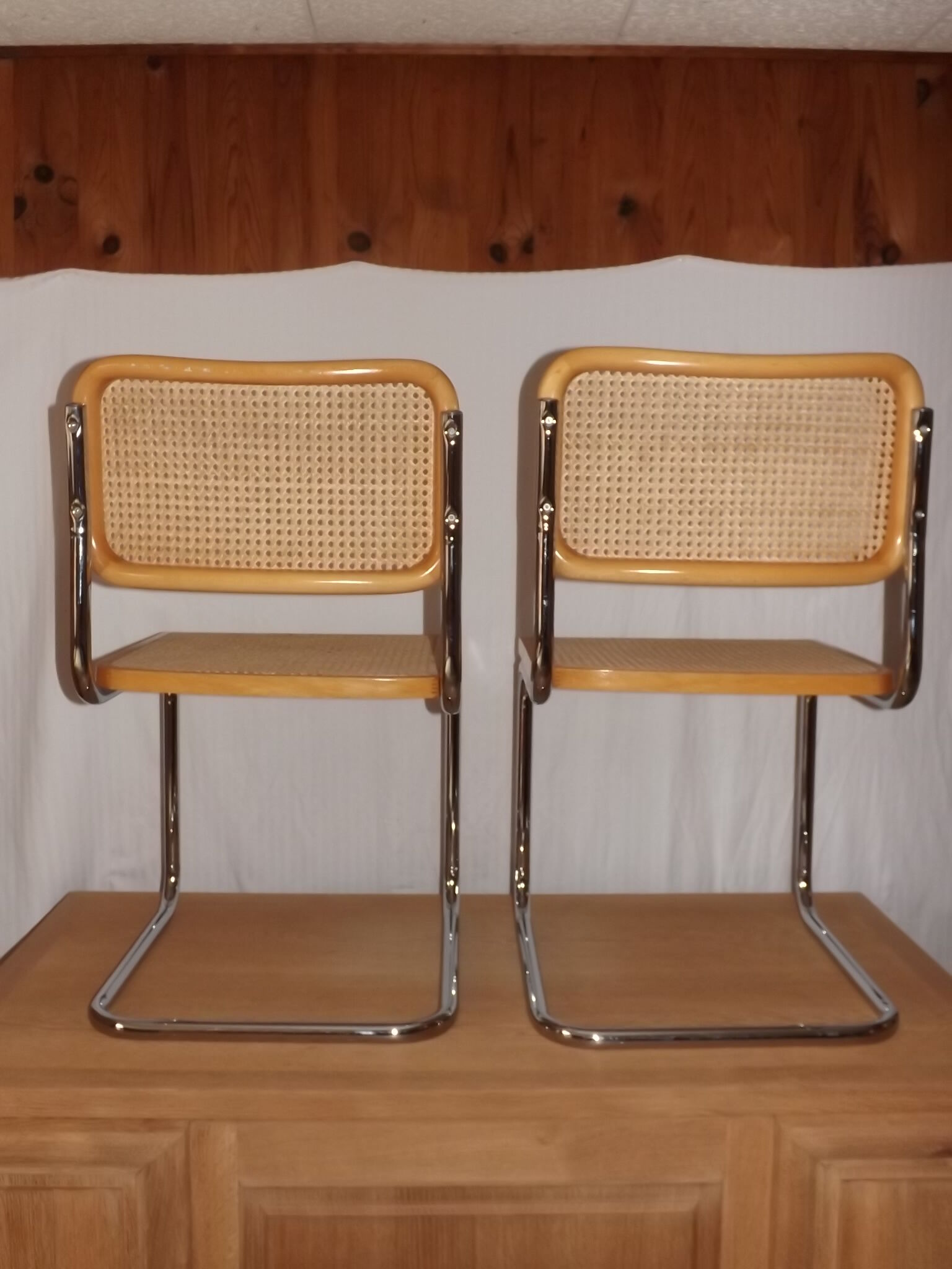 2 chaises Marcel Breuer édition italienne B32