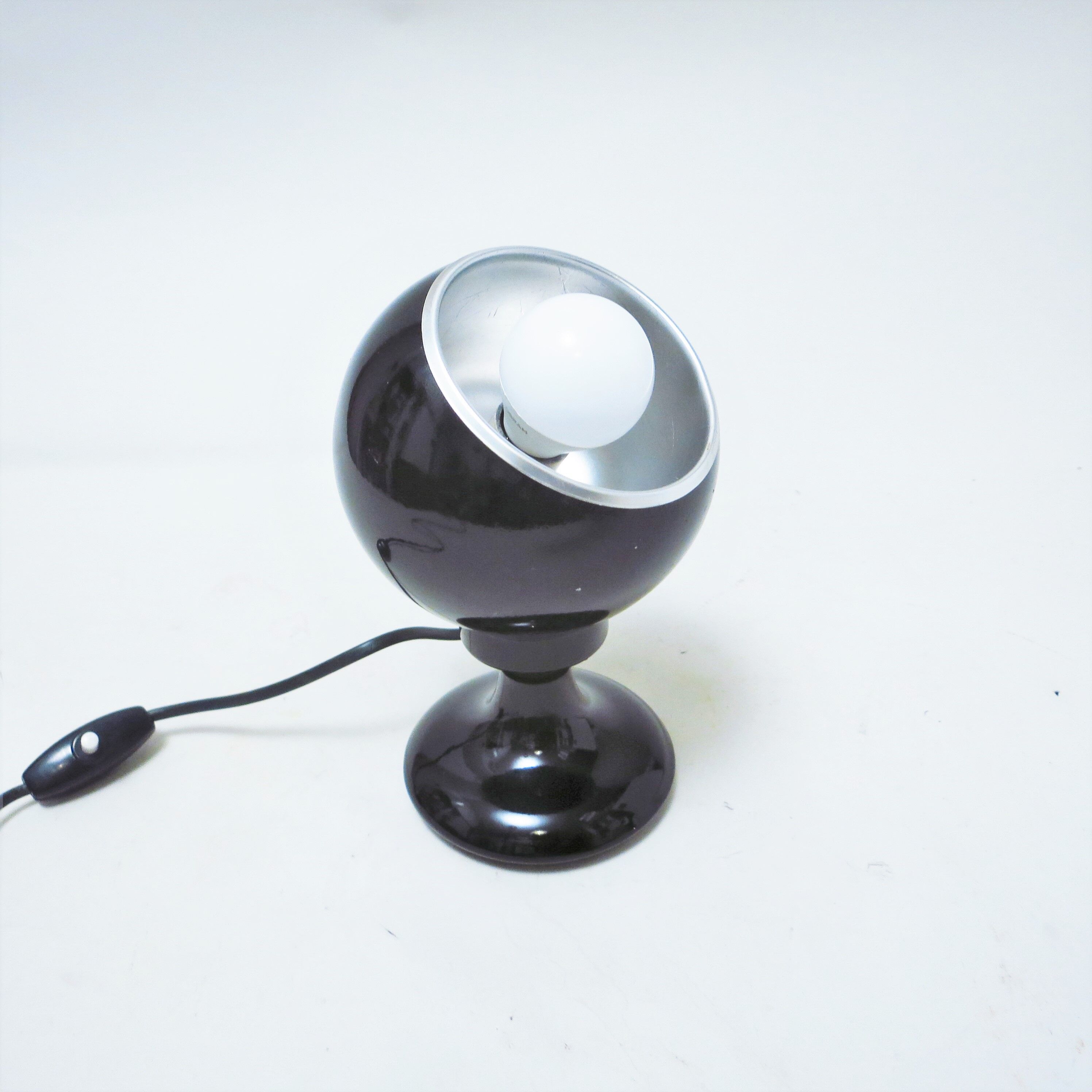 Magnetized Italian lamp 60s