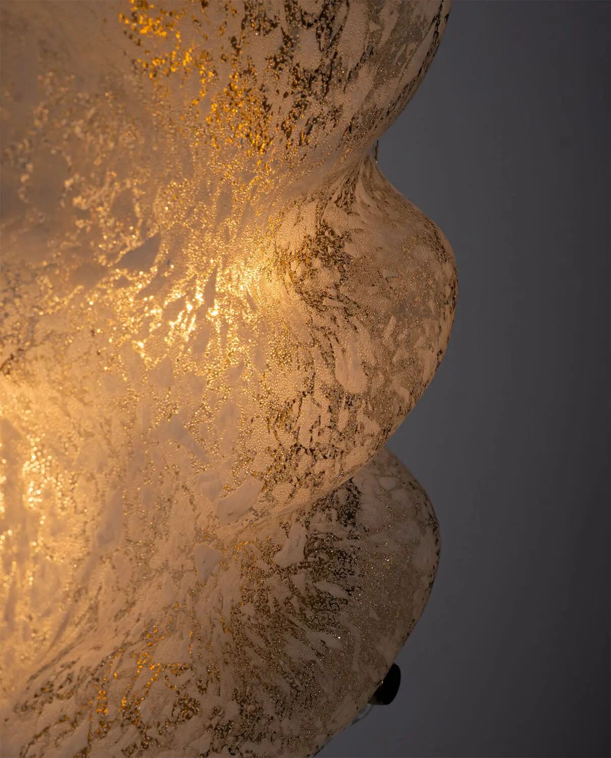 Sculptural Murano ice glass wall lamp, Italy 1970