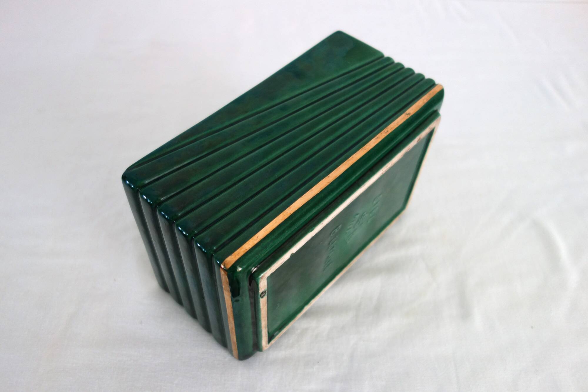 Art deco candy box in green porcelain Letalle, St Clément