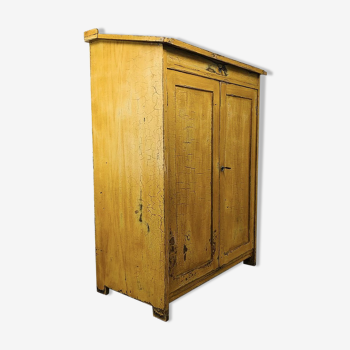 Armoire française