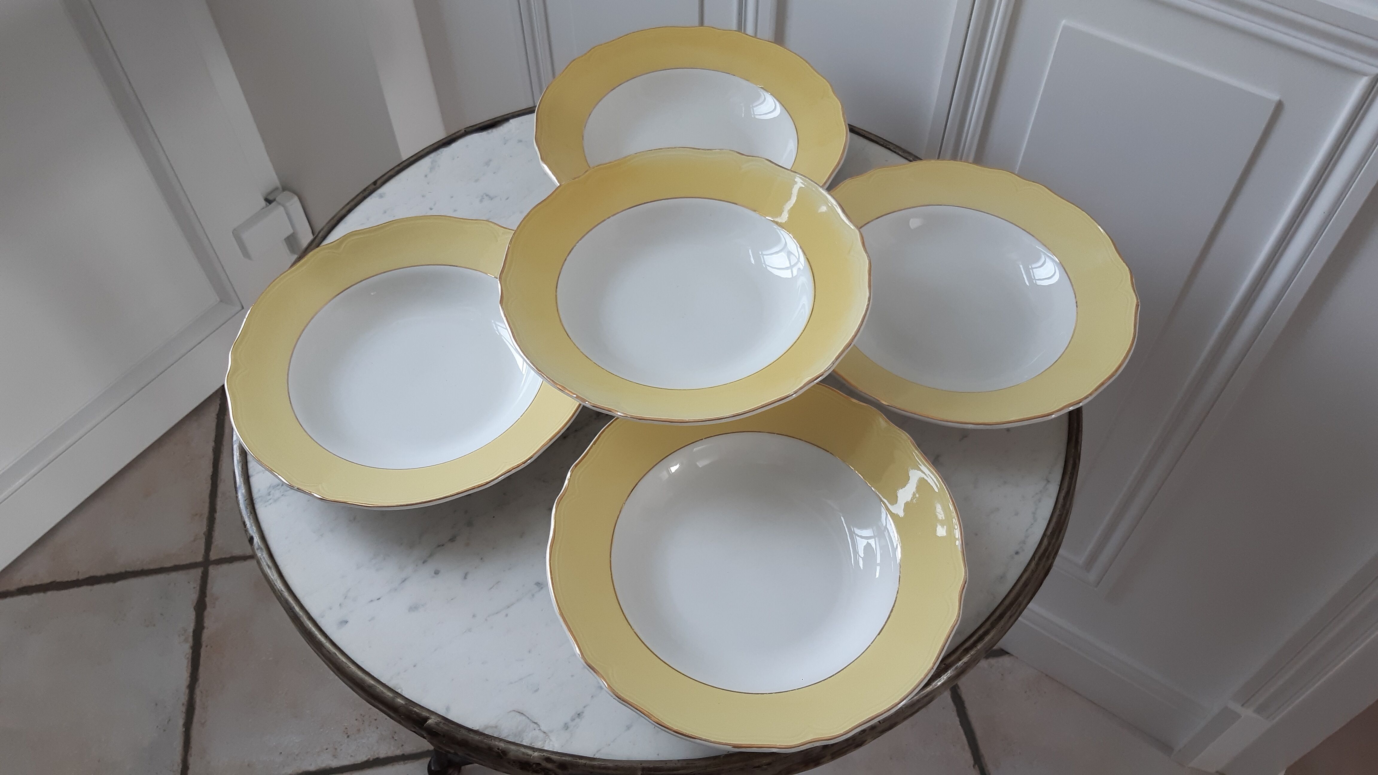 Set of 5 hollow plates Badonviller yellow chick 50-60s