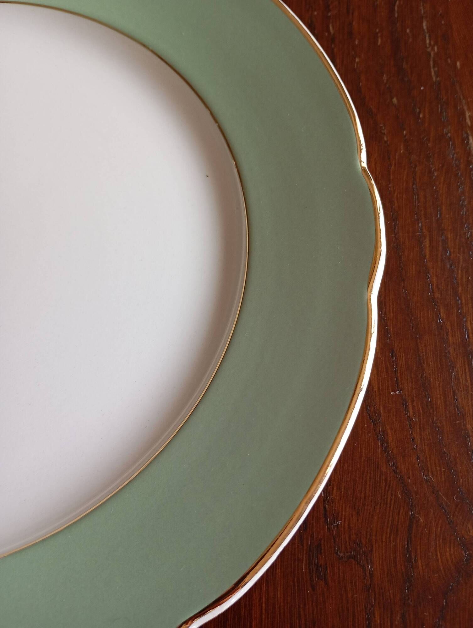 Villeroy & Boch Mettlach celadon and gold round dish, vintage 1960s