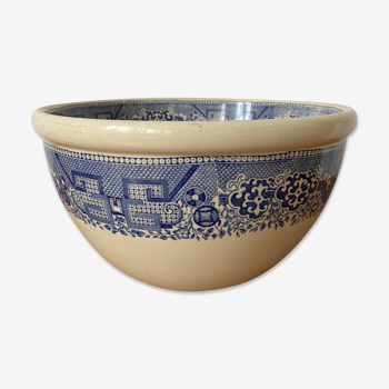 English porcelain bowl