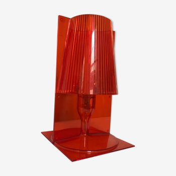 Lampe modèle Take de Ferruccio Laviani édité par Kartell