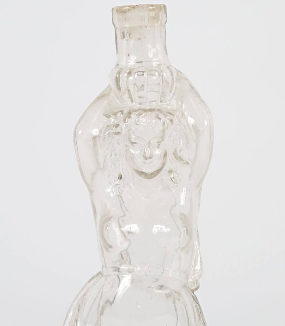 Bouteille en verre moulé - 19e
