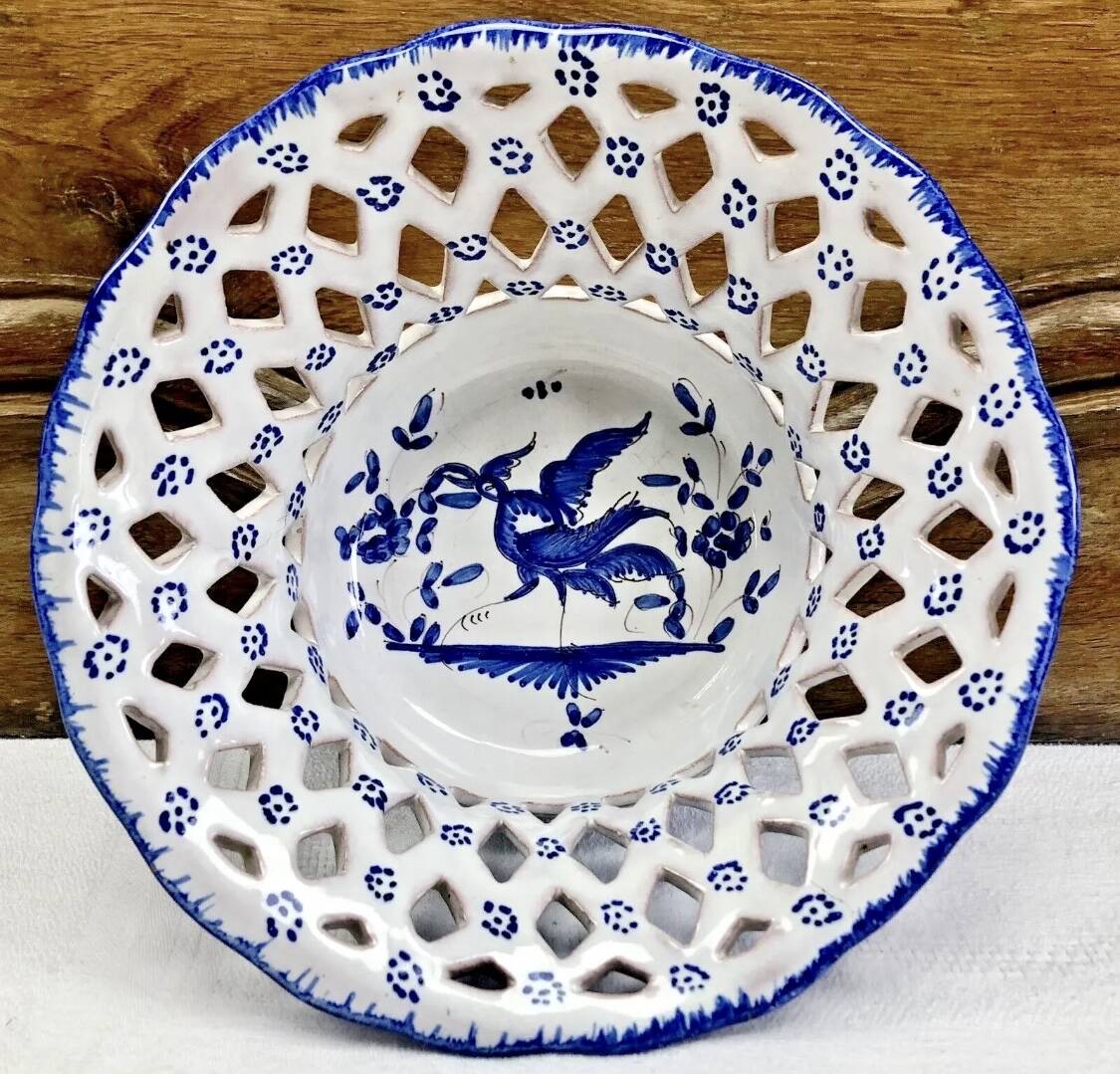 Old openwork bread fruit basket cup Martres Tolosane