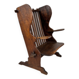 Chaise longue sculpturale en bois faite à la main, Arts & Crafts, 1900
