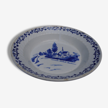Deep Dish porcelain Opaque of GIEN
