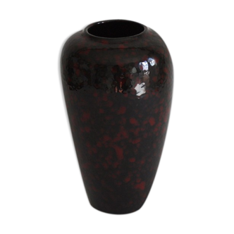 Black and red vintage vase