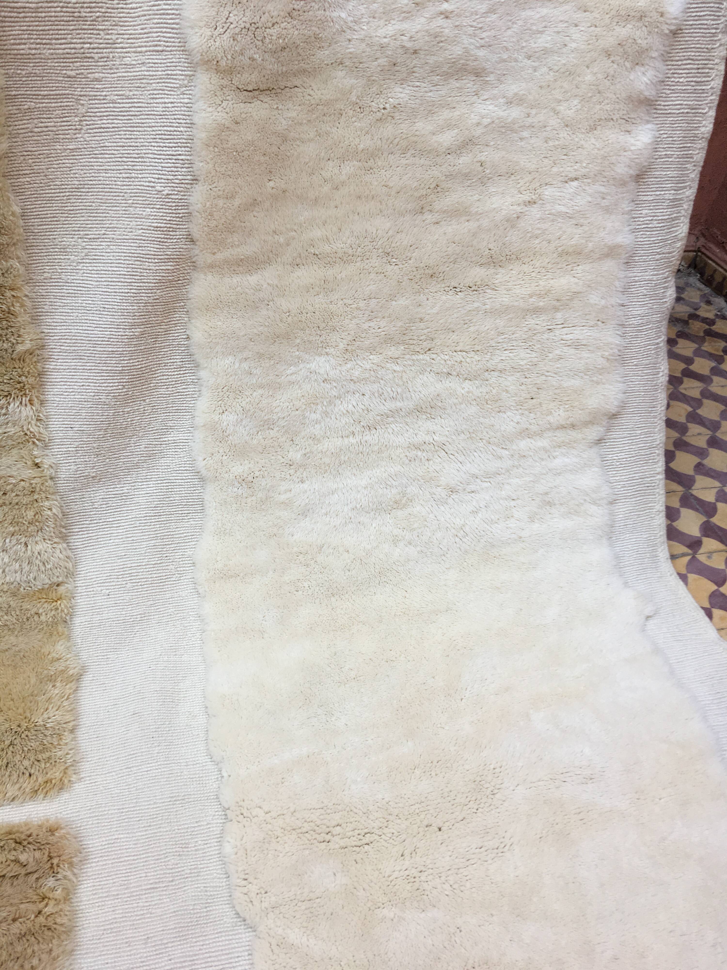Mrirt rug 300 x 200 cm