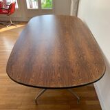 Rosewood table by Charles and Ray Eames, edition Herman Miller