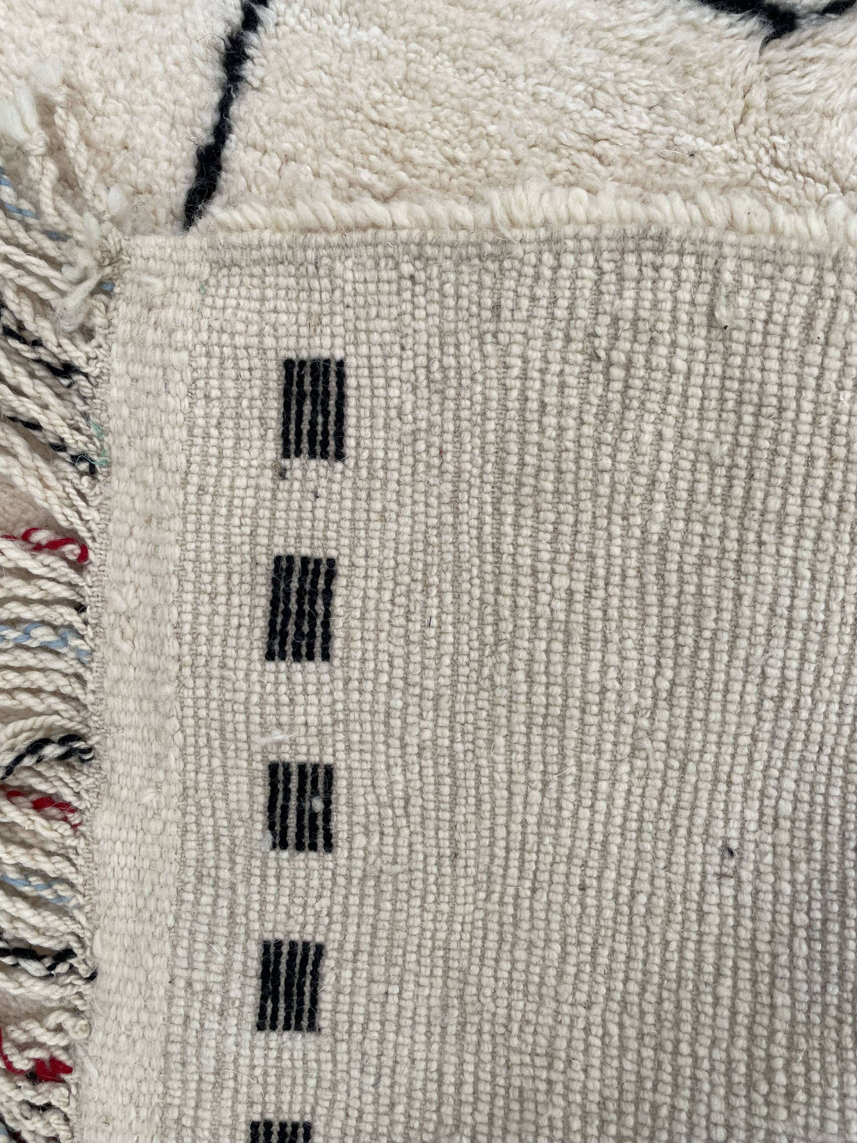 Tapis berbere moderne en laine, beni ouarain