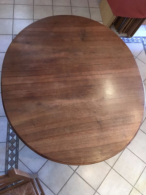 Table de salle à manger ovale en bois 4 à 6 pers