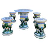 Ensemble de jardin ou de patio multicolore du 20ème siècle avec des éléphants