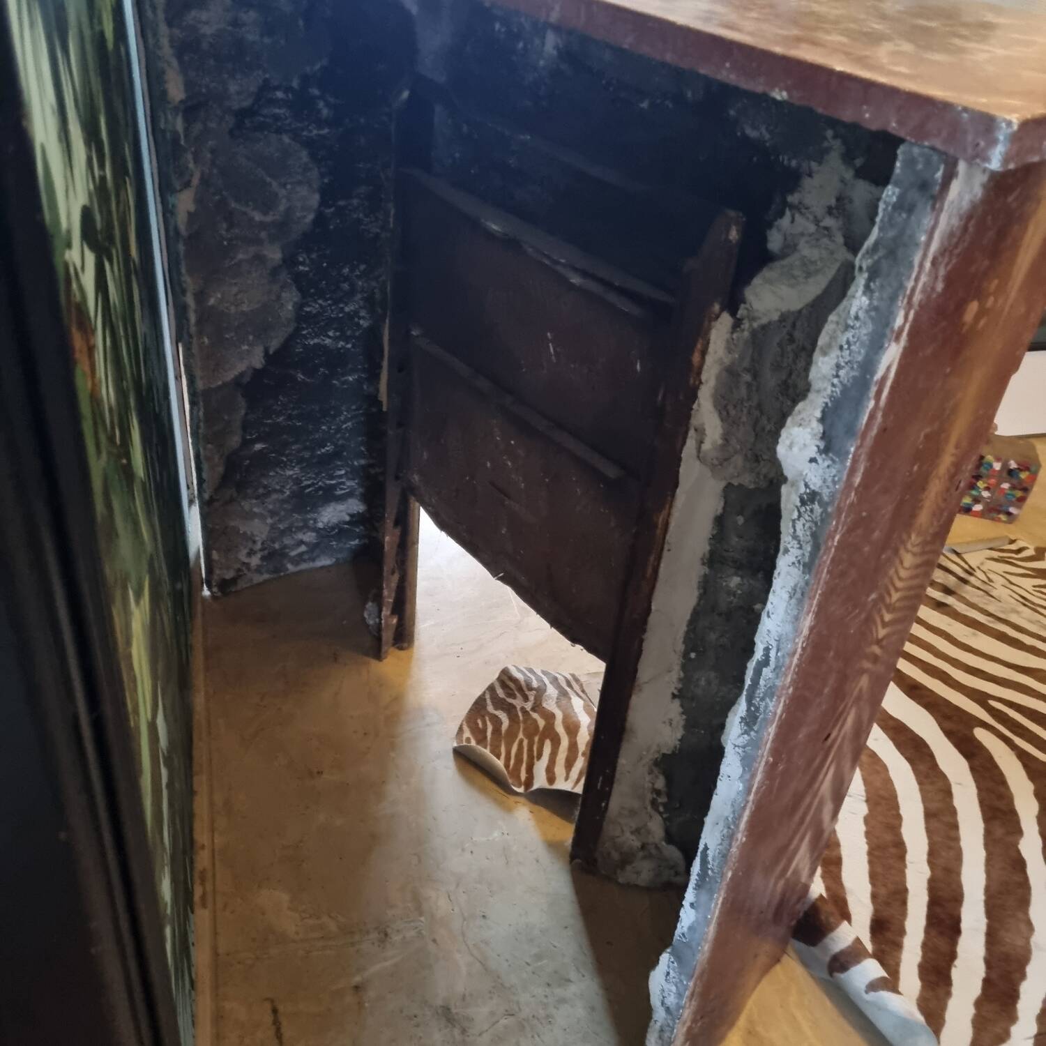 Marble fireplace mantel from 1950.