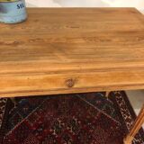 Ancienne petite table de cuisine