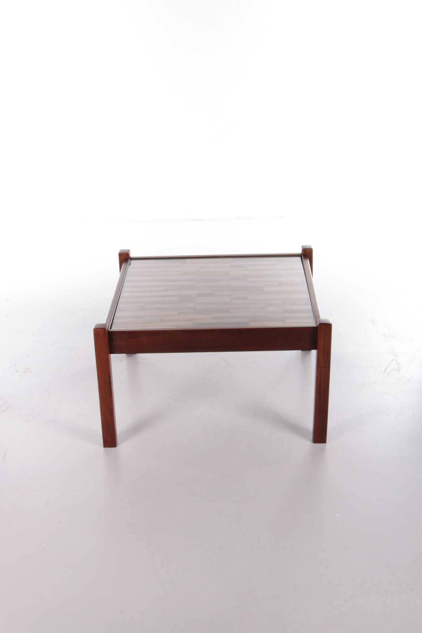 Table basse brésilienne design par percival lafer, années 1960