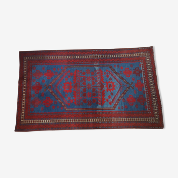 Tapis oriental ancien 108x187cm