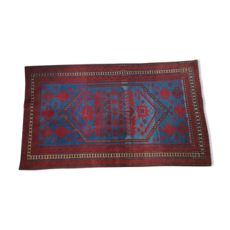 Tapis oriental ancien 108x187cm