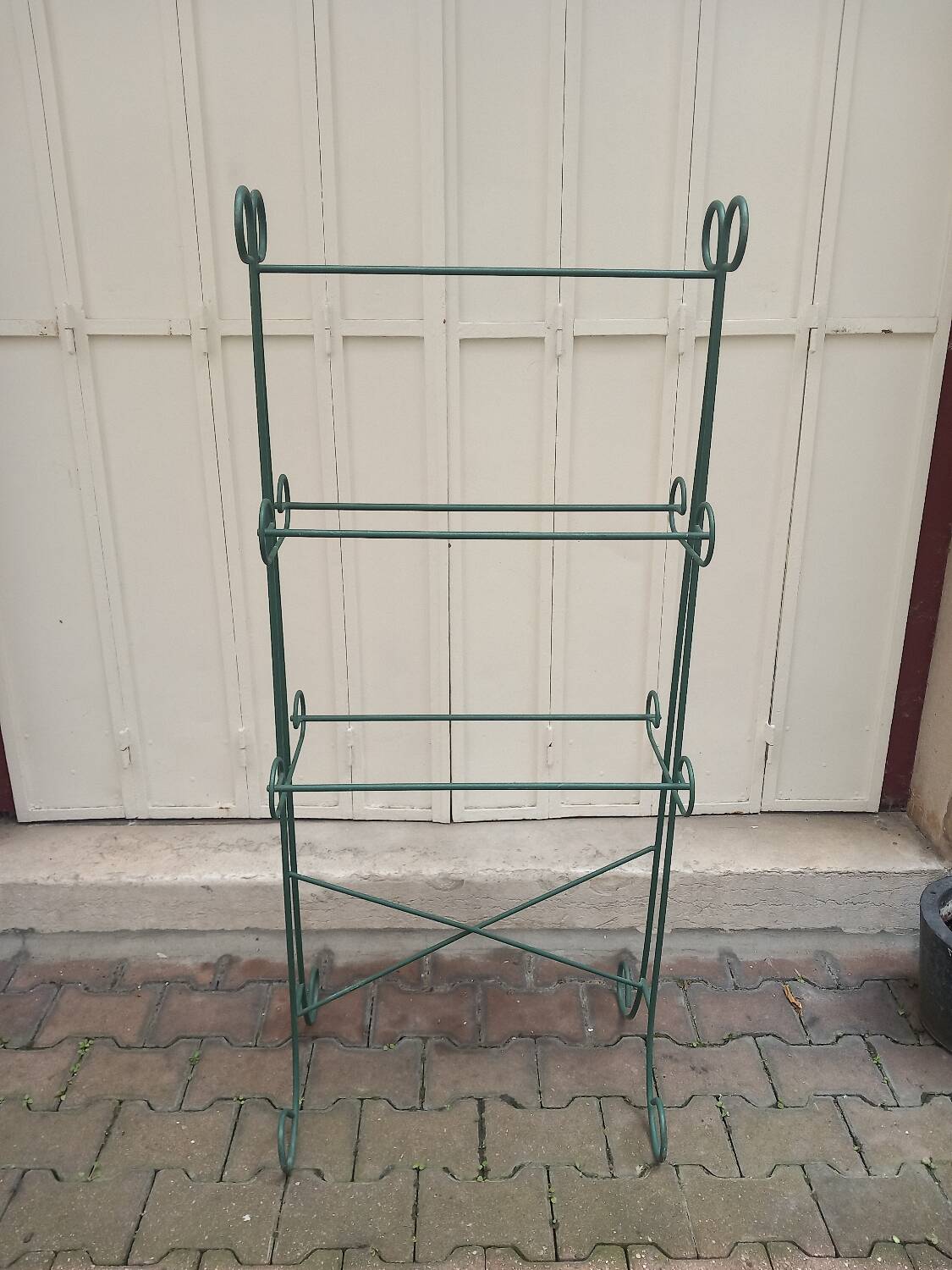 Wrought iron towel rack