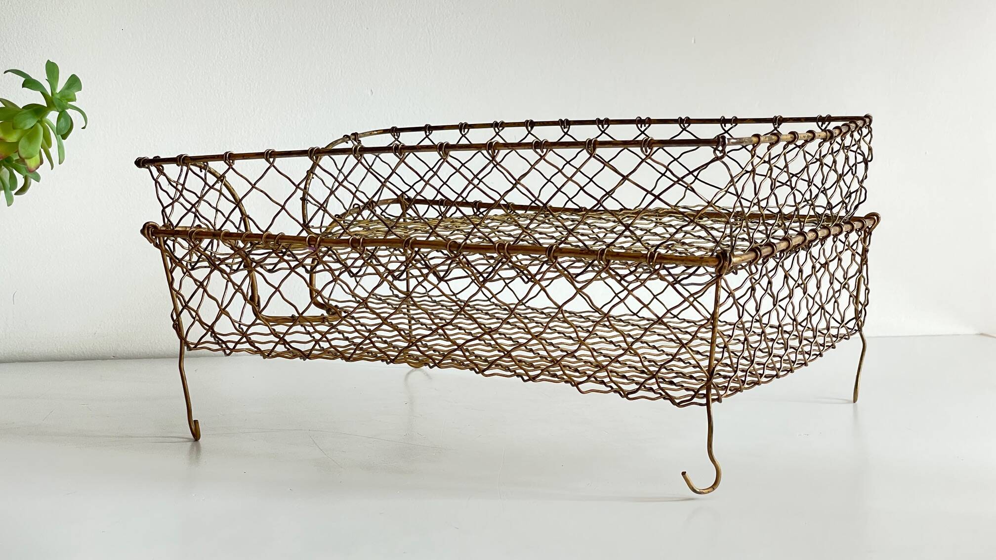 Stackable banks vintage brass wire