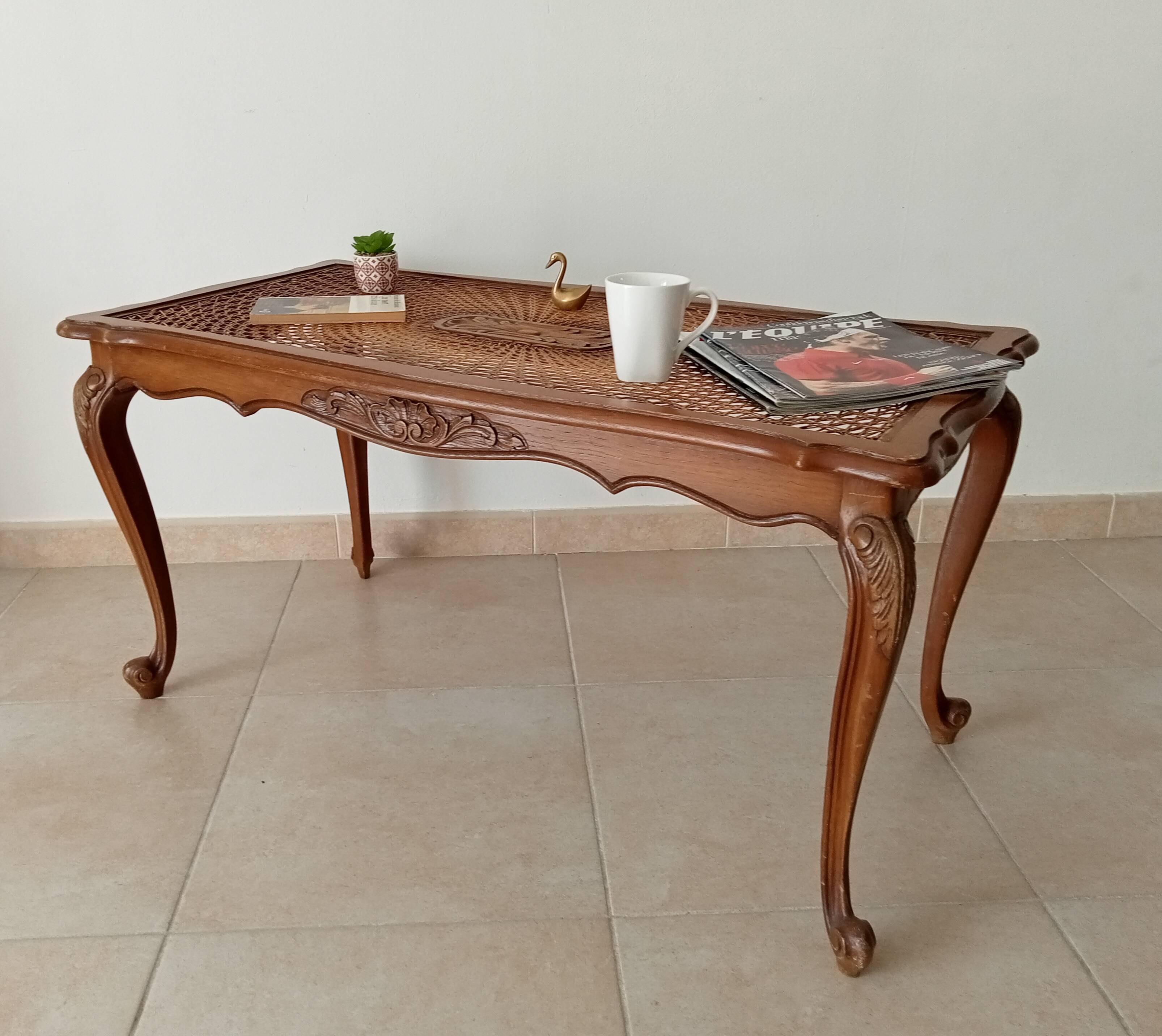 Vintage Chippendale coffee table in Louis XV style beech and rattan