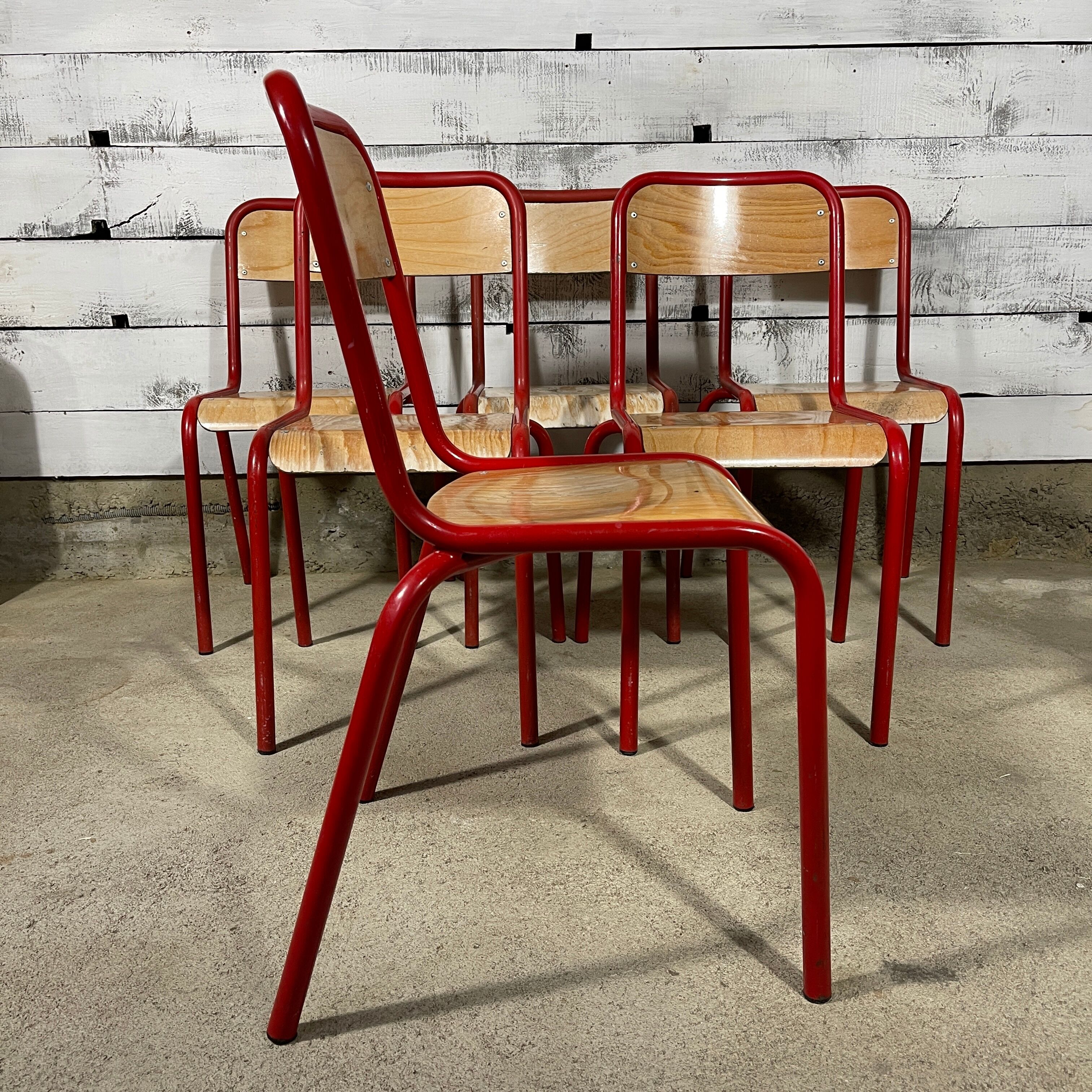 Series of 6 school chairs