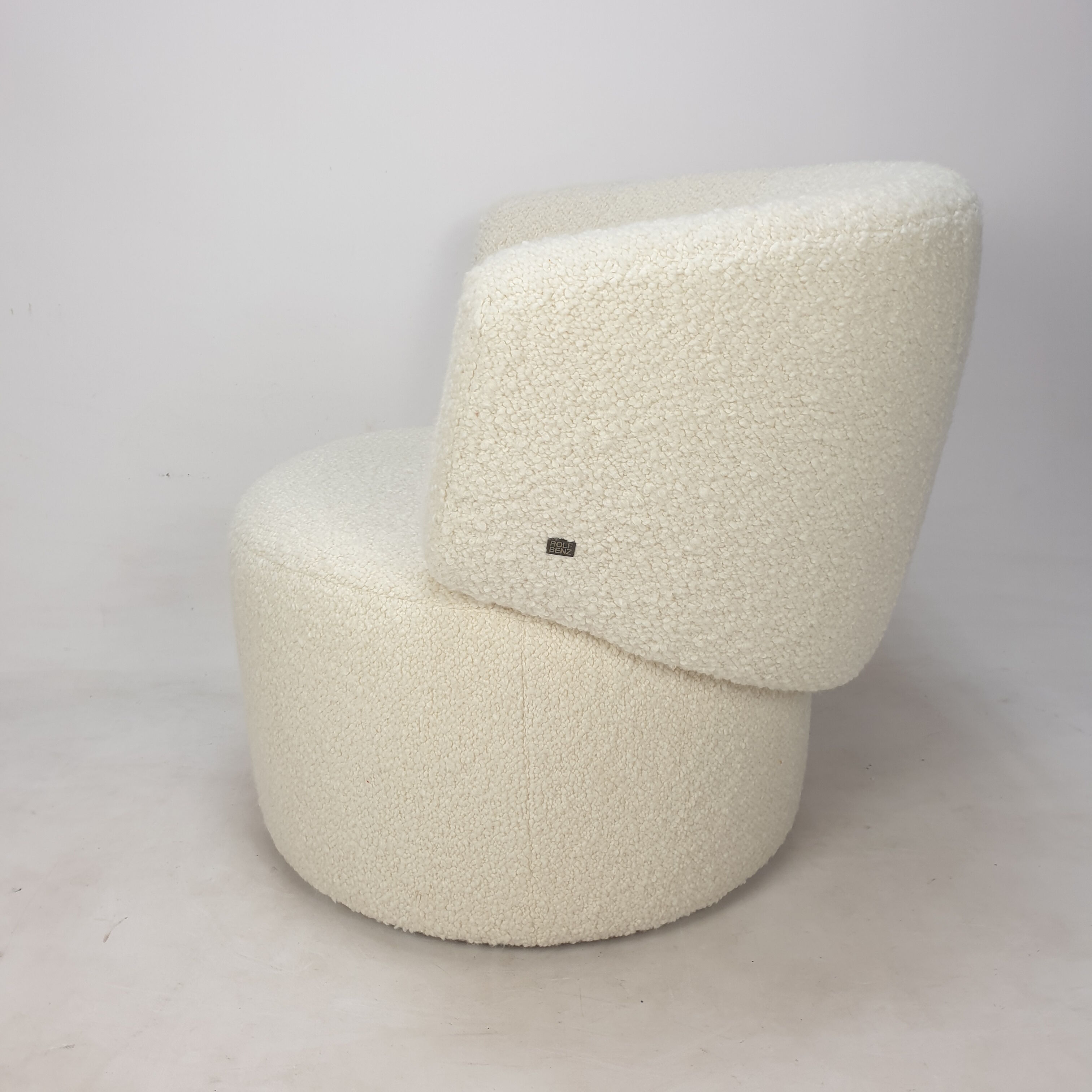 Ensemble de 2 chaises club et 1 pouf par rolf benz