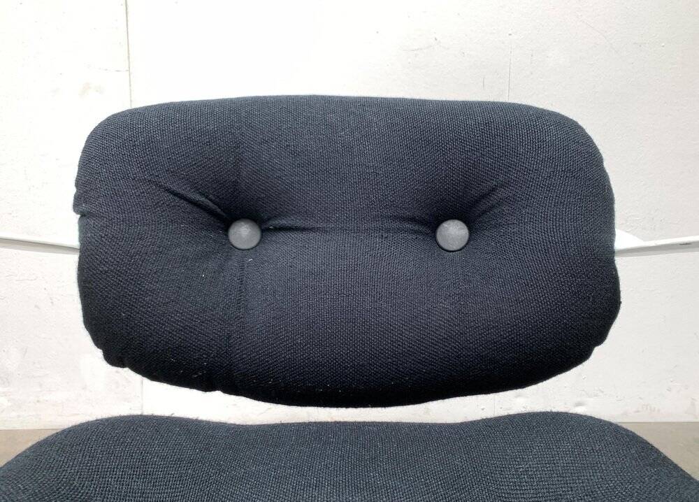 Set of chairs model Space Age 2038 by Bruce Hannah & Andrew Morrison for Knoll International, 1970s.