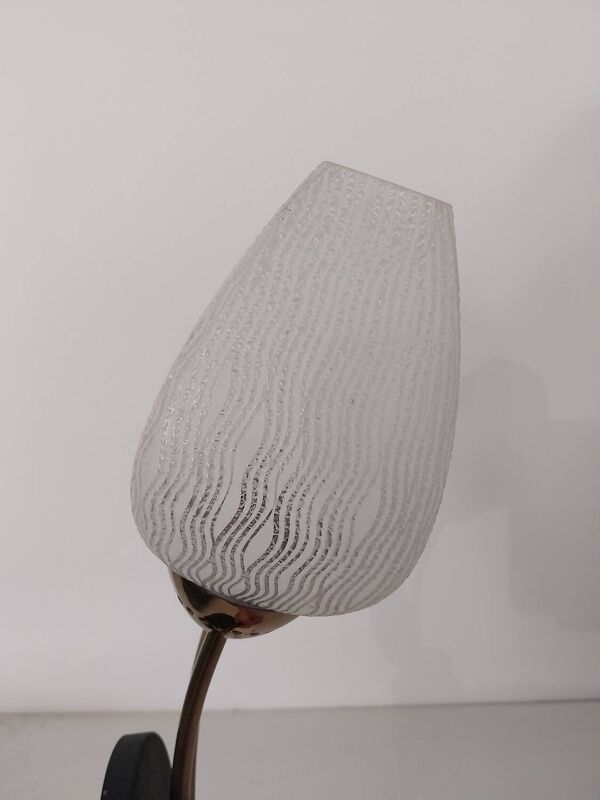 Applique tulipe murale