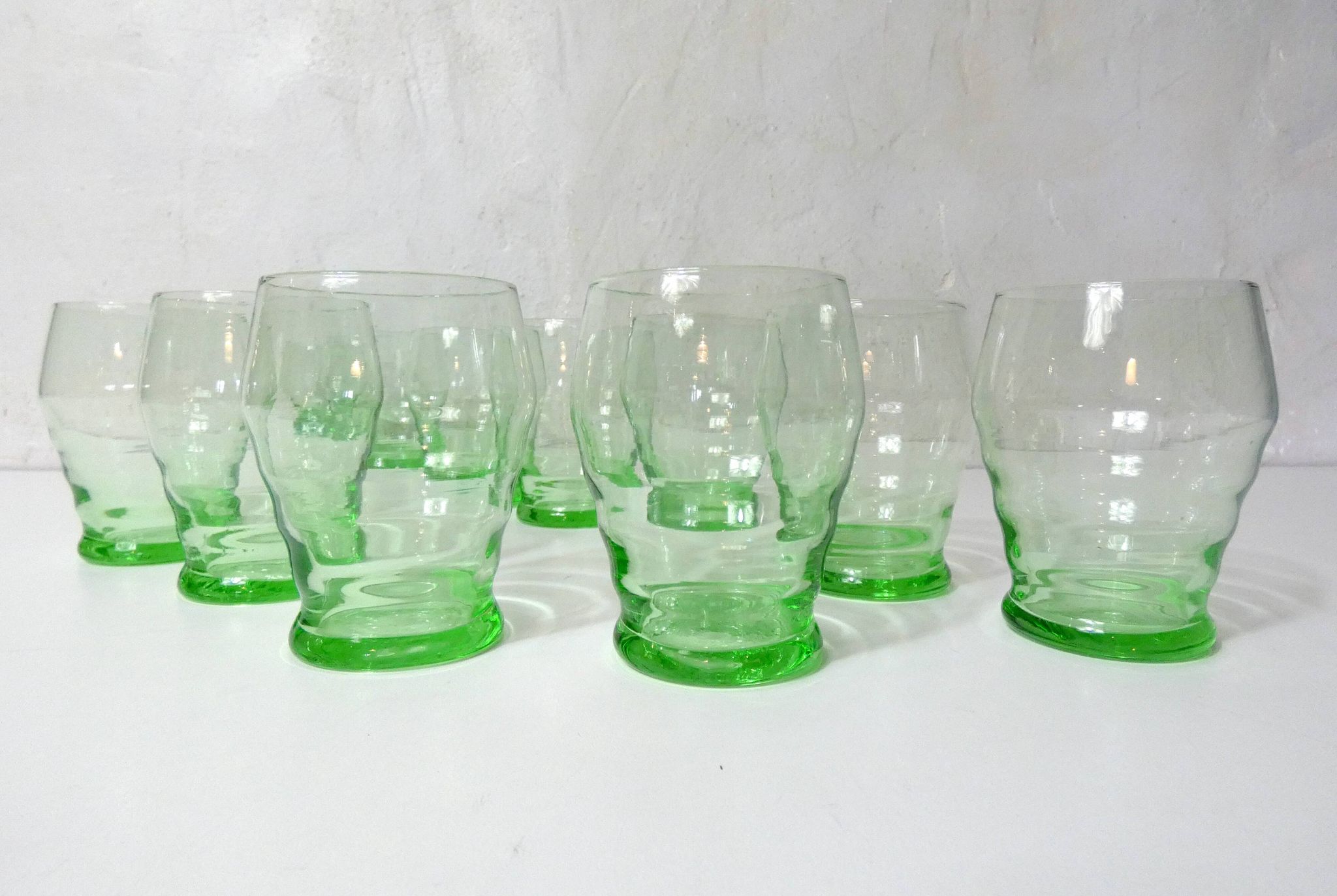 11 verres à eau en verre soufflé vintage