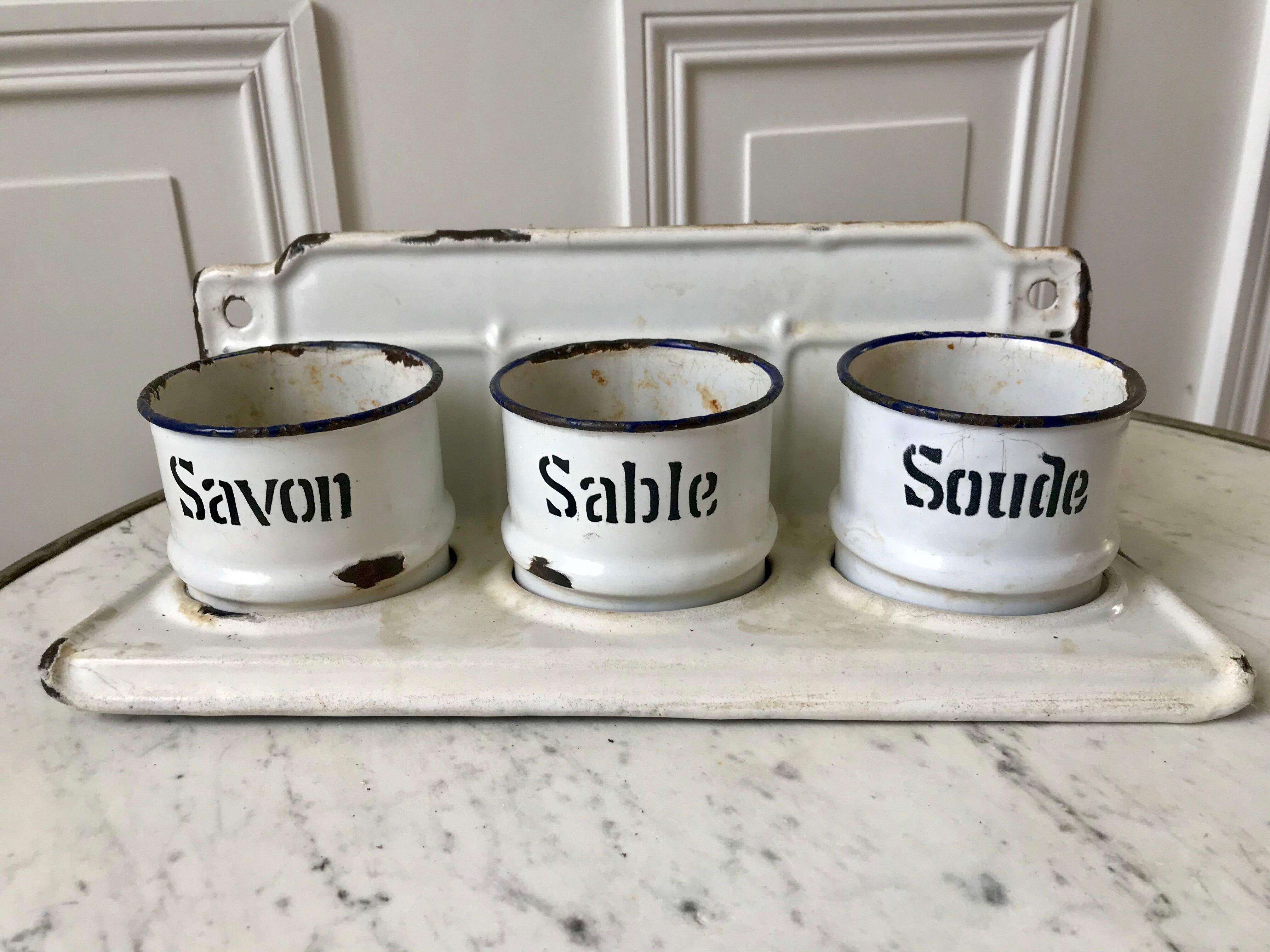 set of enamelled pots to fix (soda, soap, salt) early twentieth century