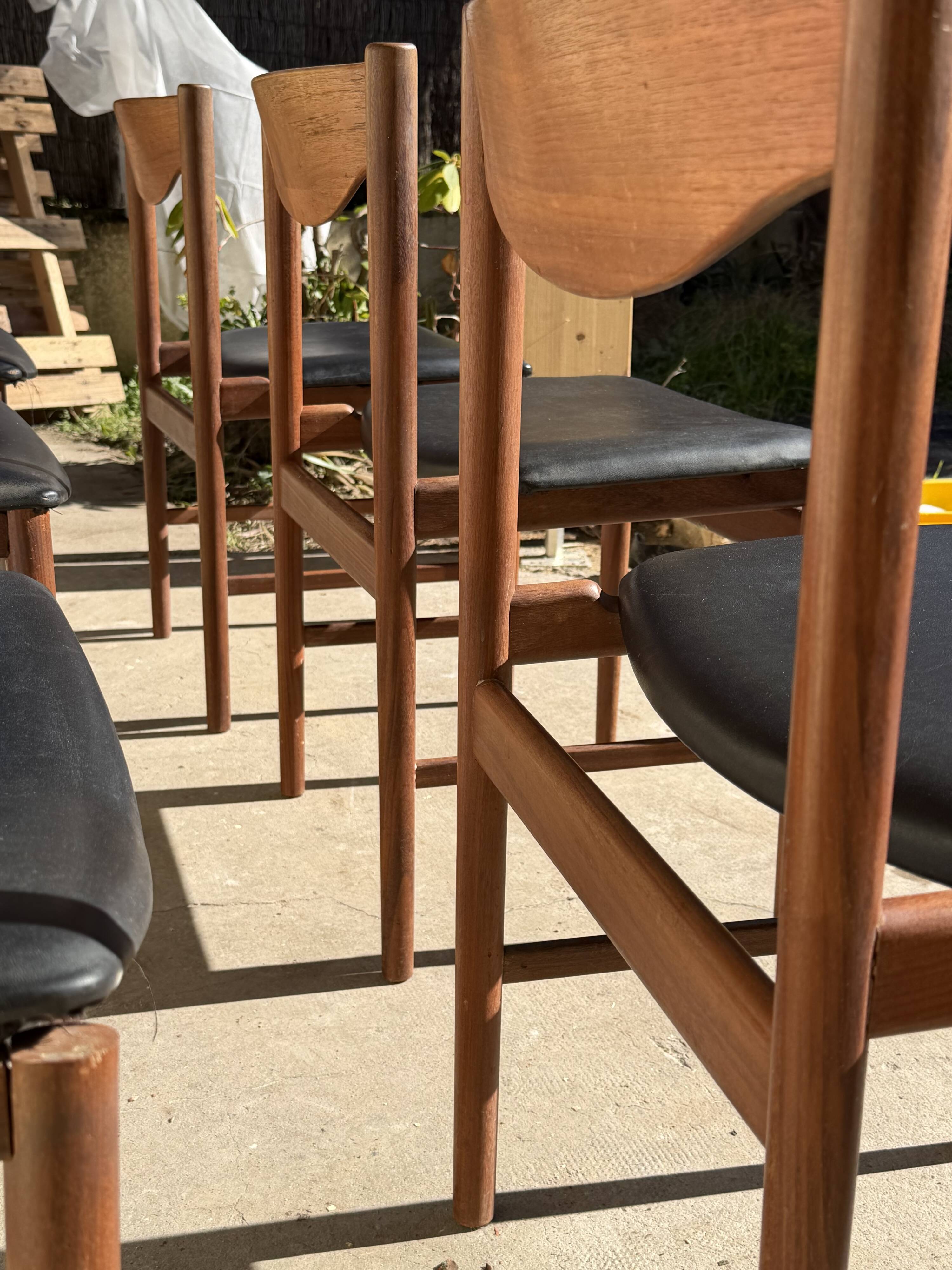 Set of 6 chairs Brand Gplan Danish design Kofod Larsen
