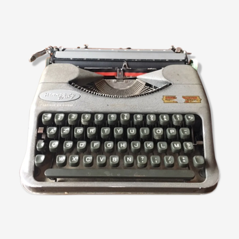 Hermes baby typewriter