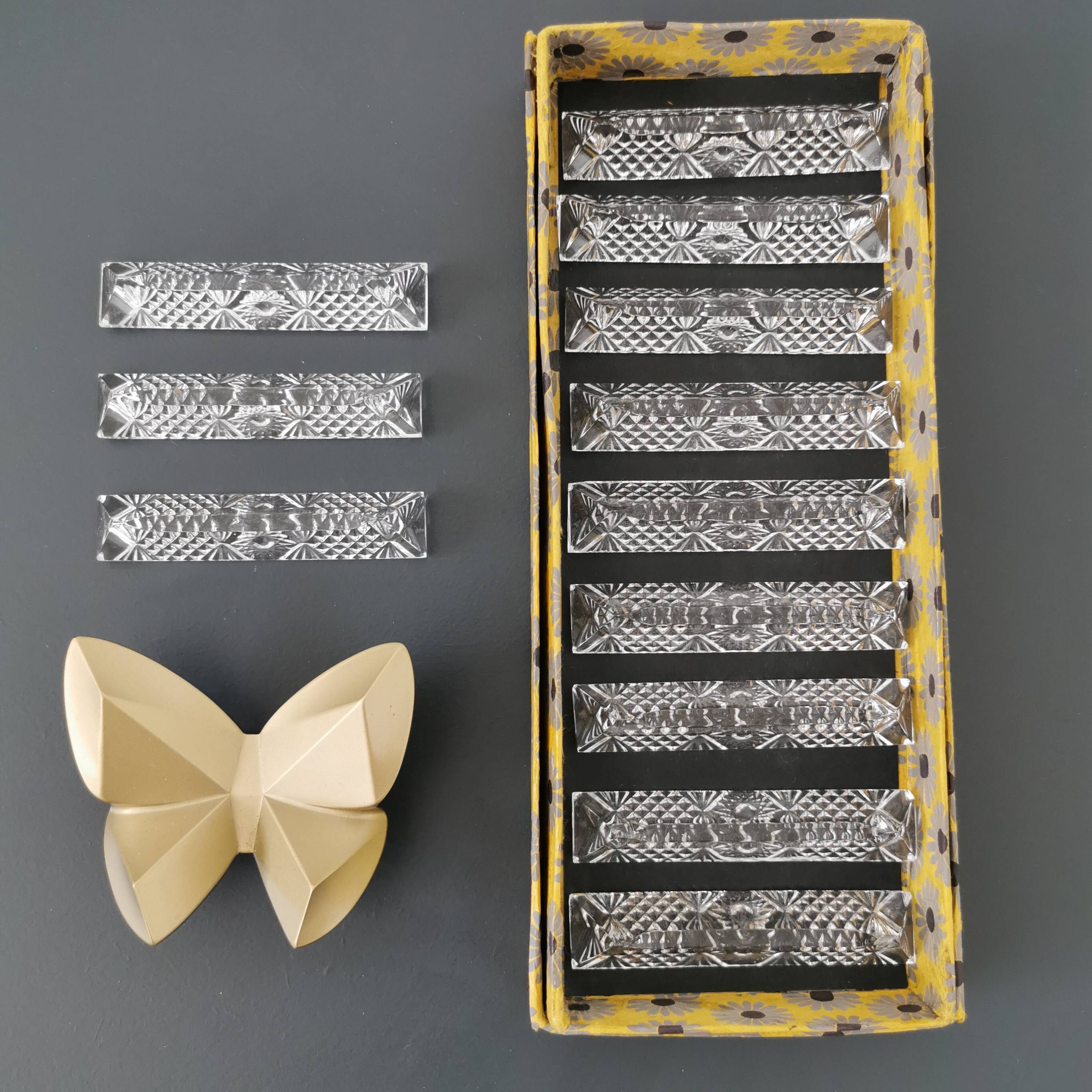 Set of 10 knife holders