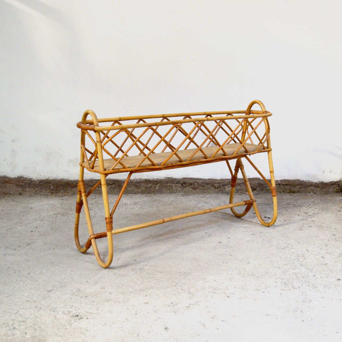 Vintage Wicker planter