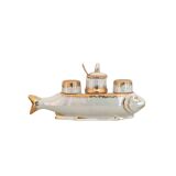 Ensemble de condiments vintage en forme de poisson
