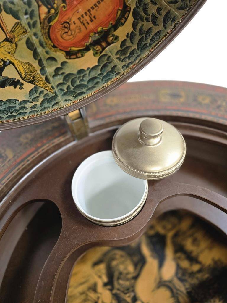 Vintage bar globe / bar furniture with decorative globe