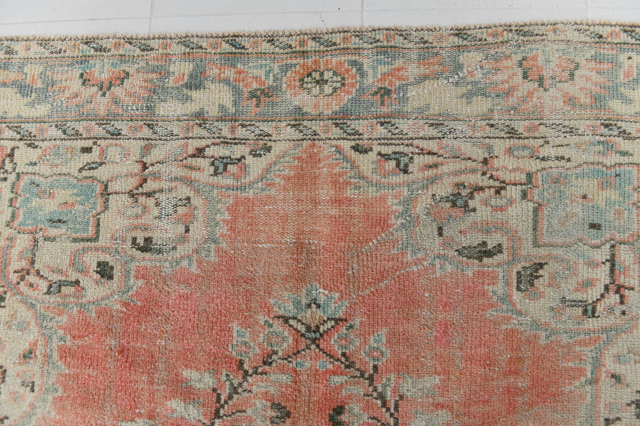 Red & Cream Classic Pattern Vintage Rug, 180x261Cm