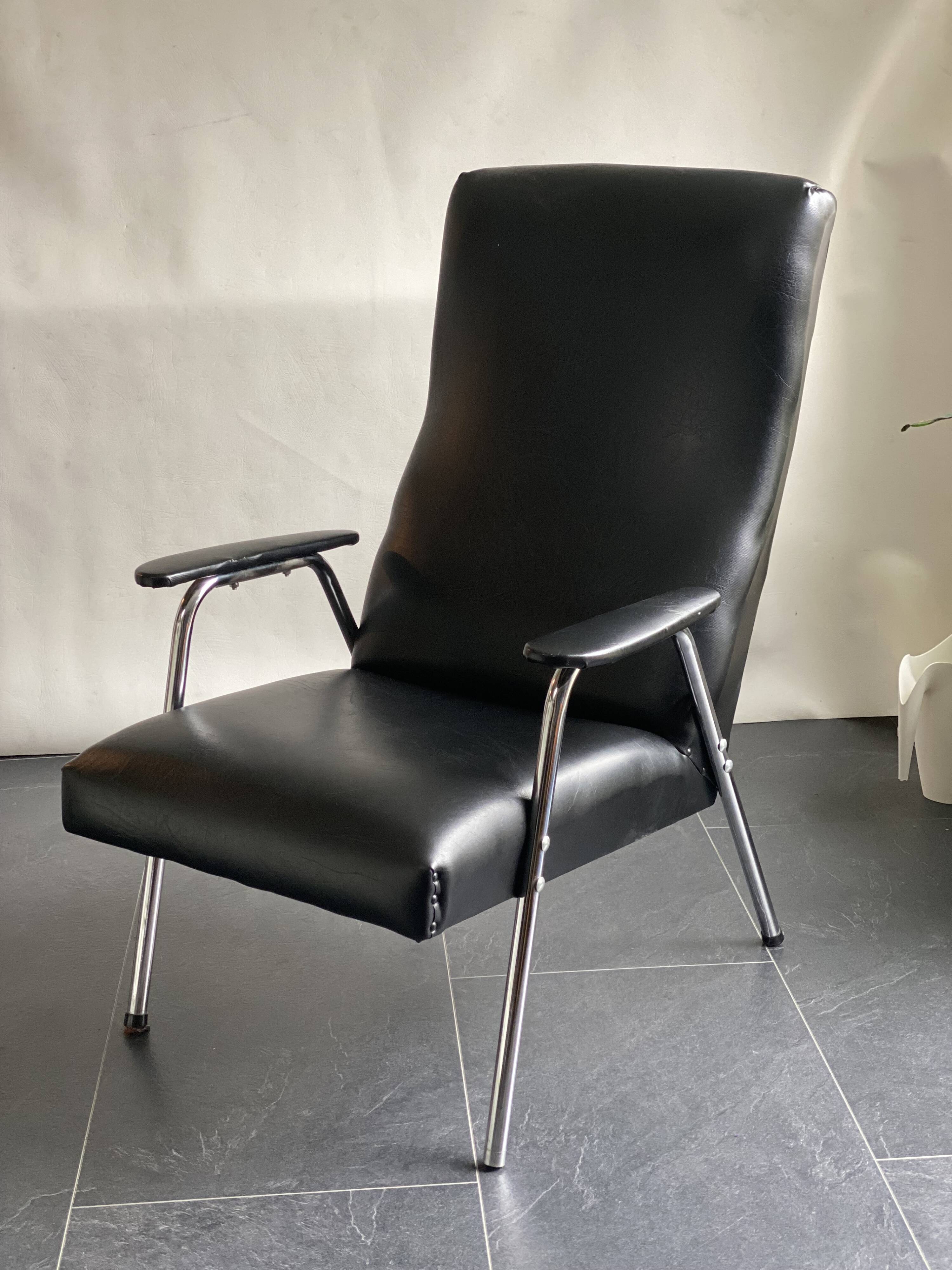 Pair of Bauhaus Style Arm Chairs