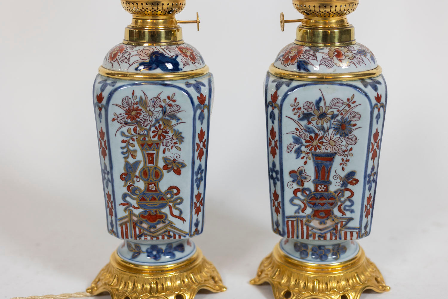 Pair of Imari porcelain and bronze lamps, circa 1880
